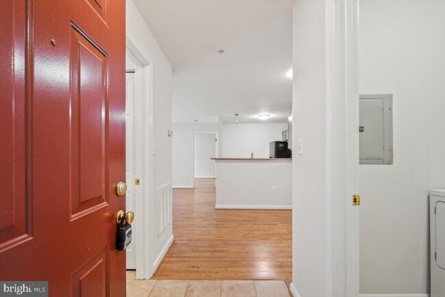 Building Photo - 18815 Sparkling Water Dr Unit 4-O