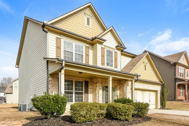 Photo - 192 Moorland Way NE