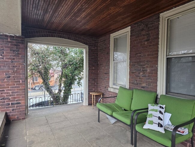 Building Photo - 2701 N Broom St Unit 1