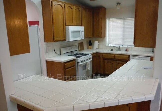 Photo - 1609 W 8th Ave