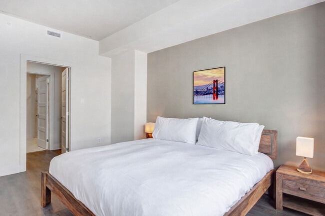 Photo - 3075 Promenade du Quartier-Saint-Martin Unit SI ID1222921P