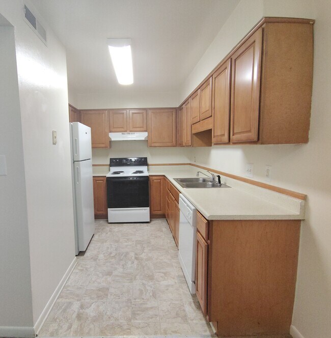 Photo - 600 Reusens Rd Unit M136