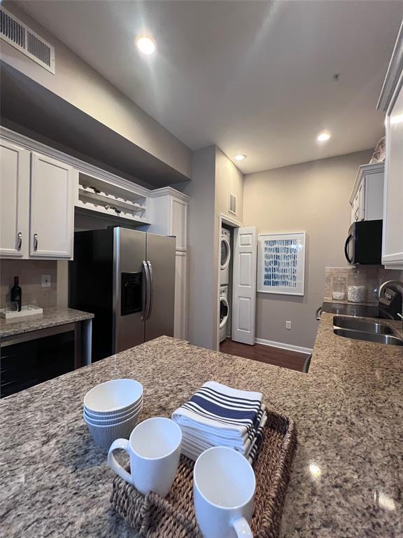 Building Photo - 5353 Memorial Dr Unit 4069 Rental