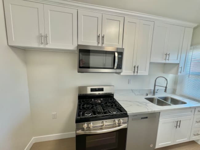 Photo - 600 E Garfield Ave Unit 19