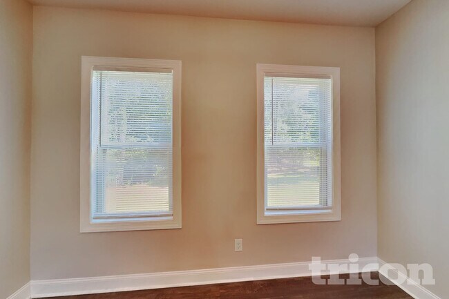 1100 Silver Farm Rd