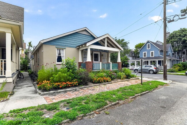 139 Webb Ave