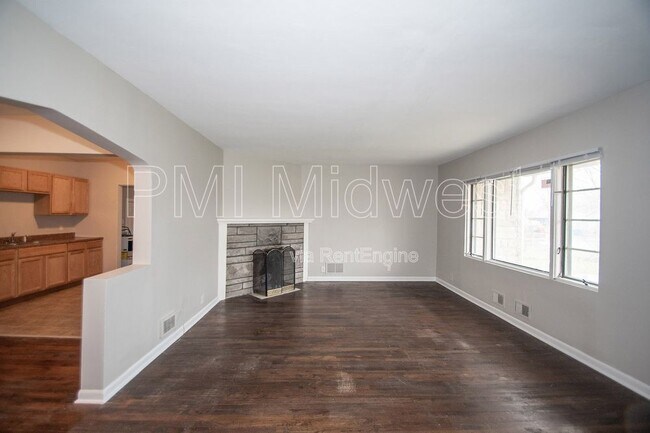 Photo - 3309 Mars Hill St