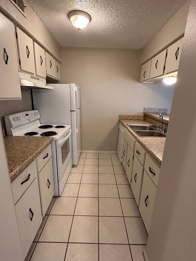 Photo - 1BD/1BA Condo located on the Germantown/Memphis Line! Unit 3