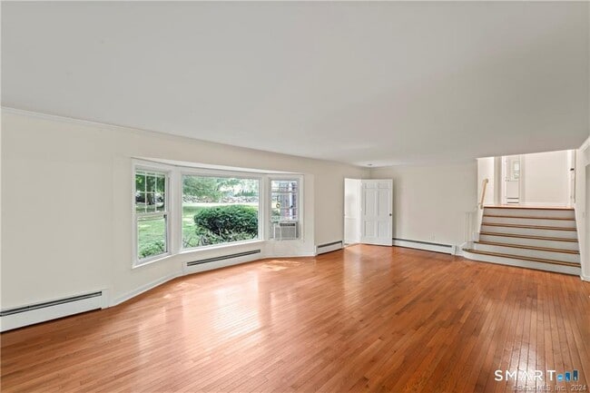 Photo - 791 Newfield Ave