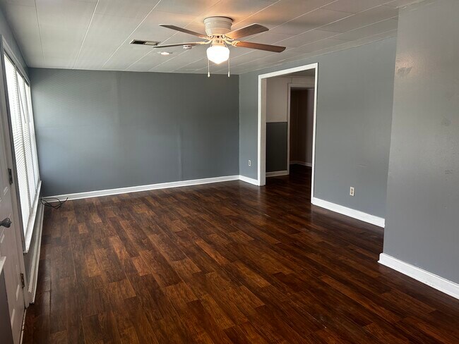 Photo - 461 Sweetwater Cir