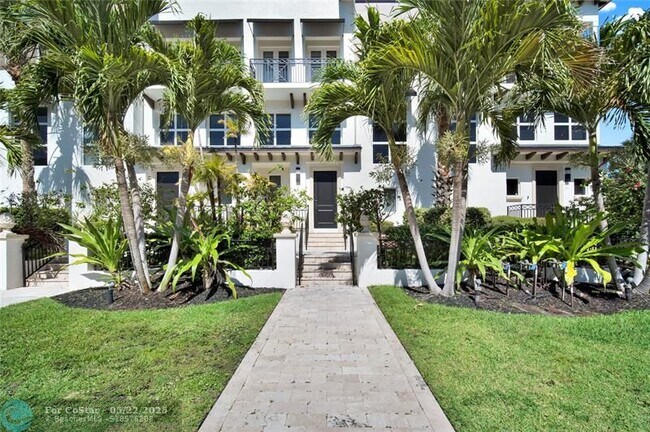 Photo - 425 N Ocean Blvd Townhome