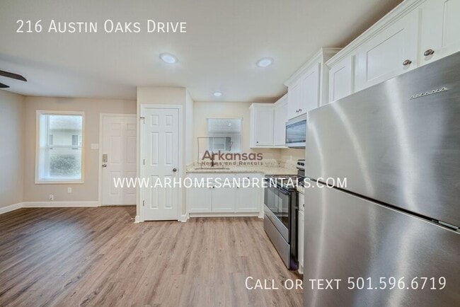 Photo - 216 Austin Oaks Dr