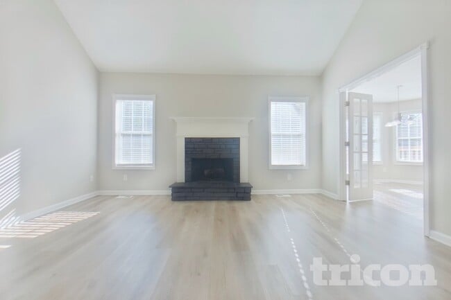 Photo - 63 Sycamore Ln