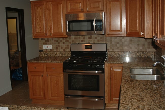 Kitchen - 826 E Capri Dr Unit 826 #2