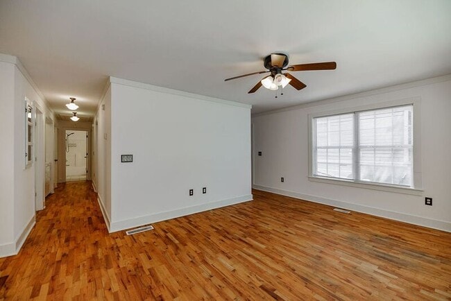 Photo - 205 Third Street