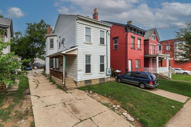 Building Photo - 1807 Madison Ave Unit Apartment 2