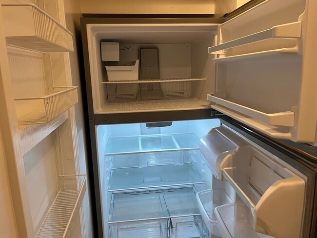 Photo - 1750 N Marywood Ave Unidad 109