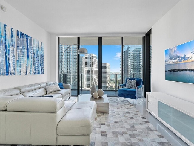 Photo - 88 SW 7th St Unit 2709