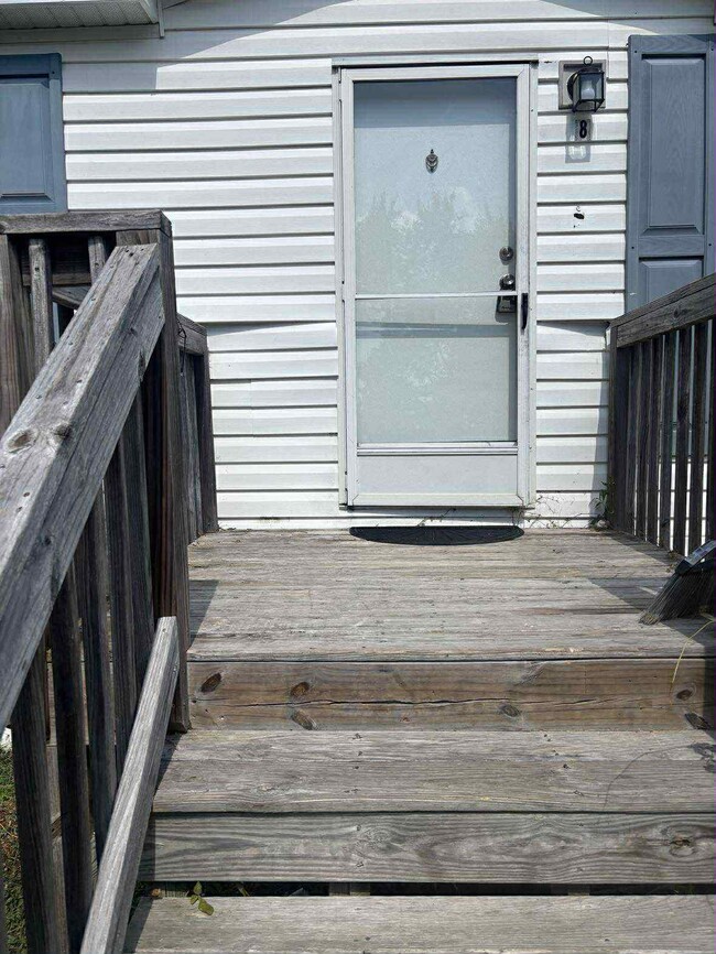 Building Photo - Braswell Mobile Home Park