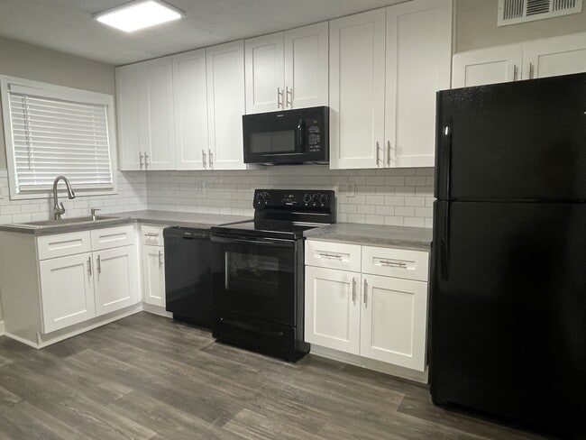 New gourmet kitchens - Langley Place