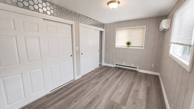45 W 1600 N Unit Room