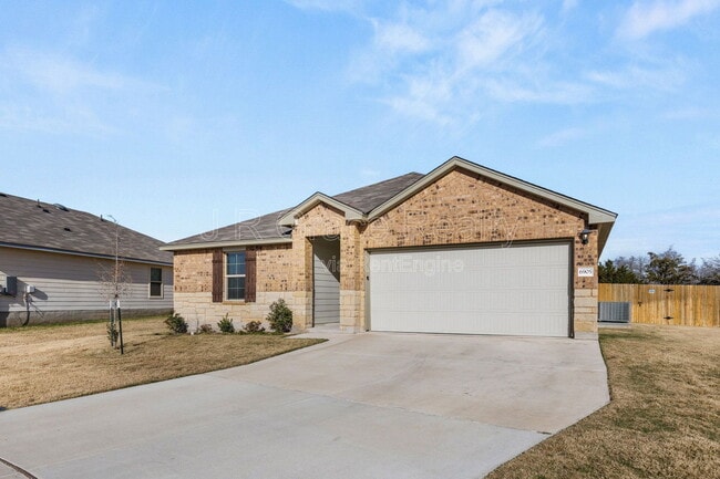 Building Photo - 6905 Guadalupe Rd