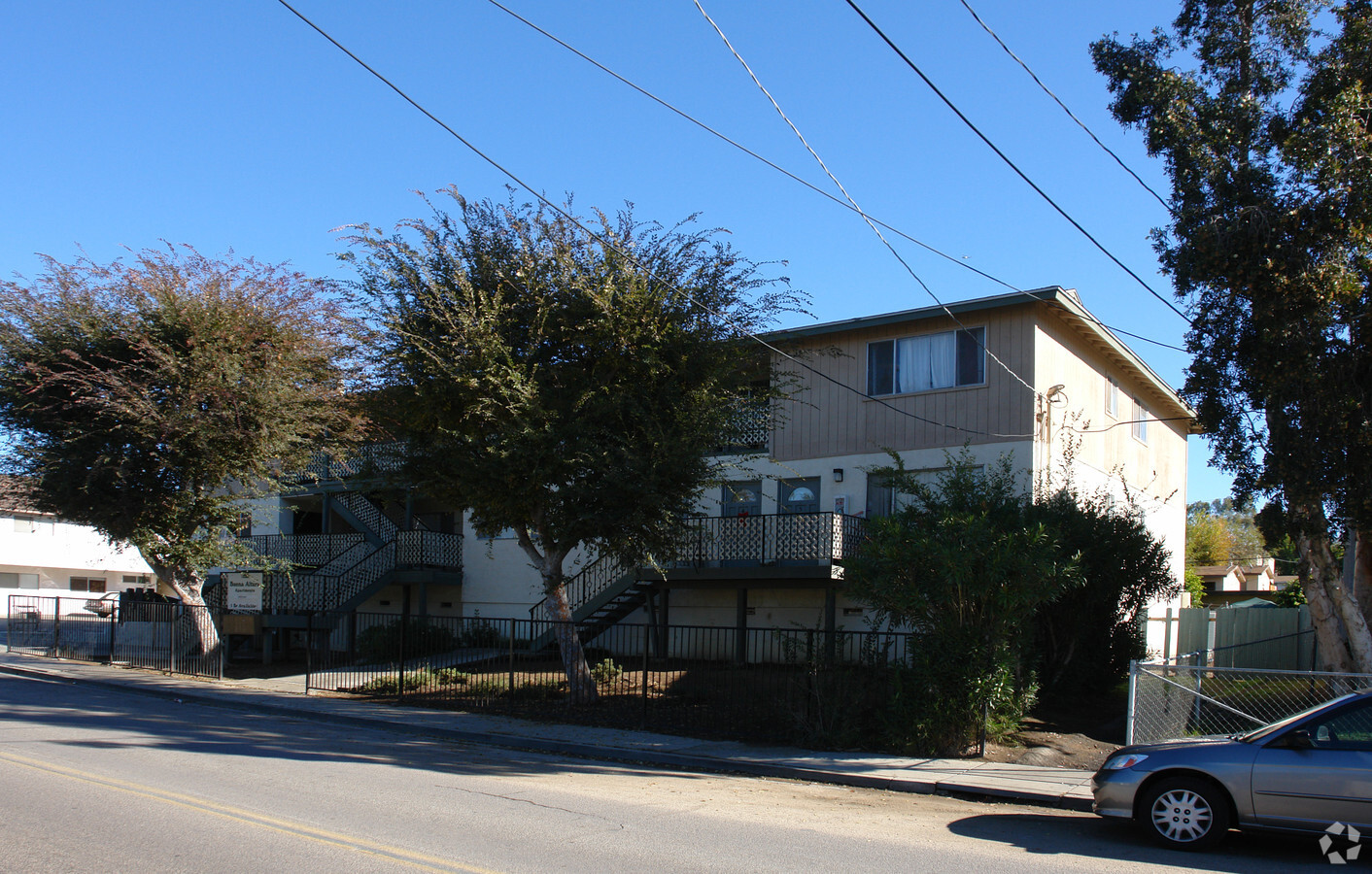 Buena Altura Apartments - Buena Altura Apartments
