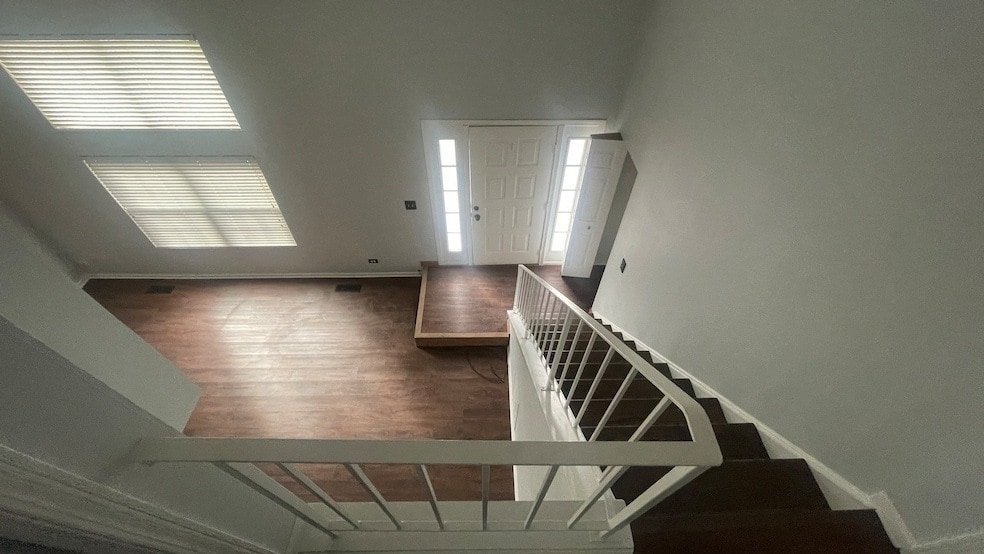 Photo - 113 Hazelnut Dr