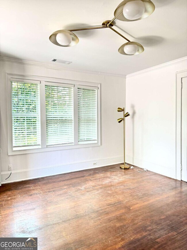 Photo - 52 Delmont Dr NE Apartamento Unidad 4