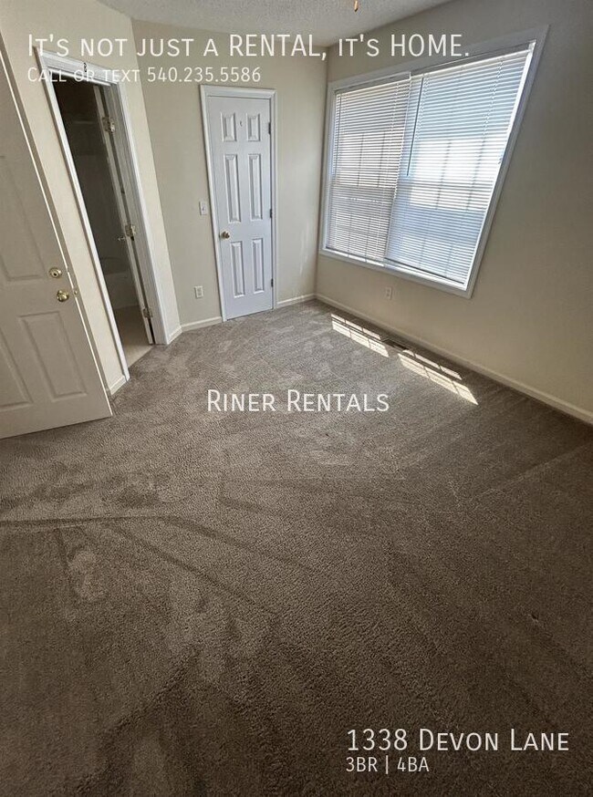Photo - 1338 Devon Ln
