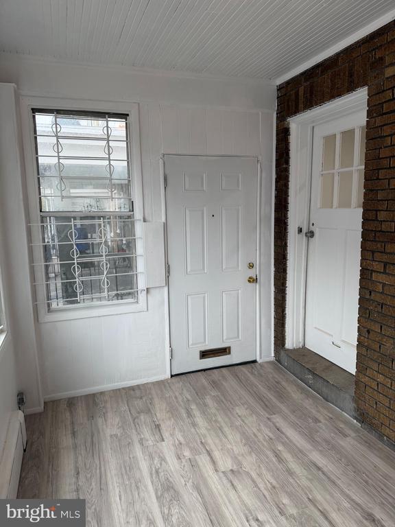 Photo - 5421 Beaumont Ave