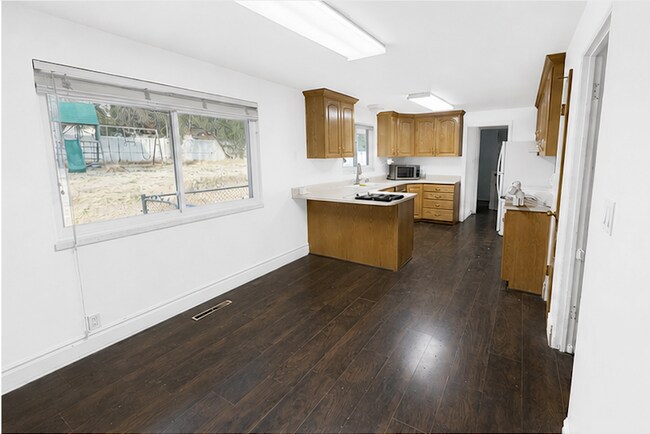 Photo - 1134 Cherry Ln