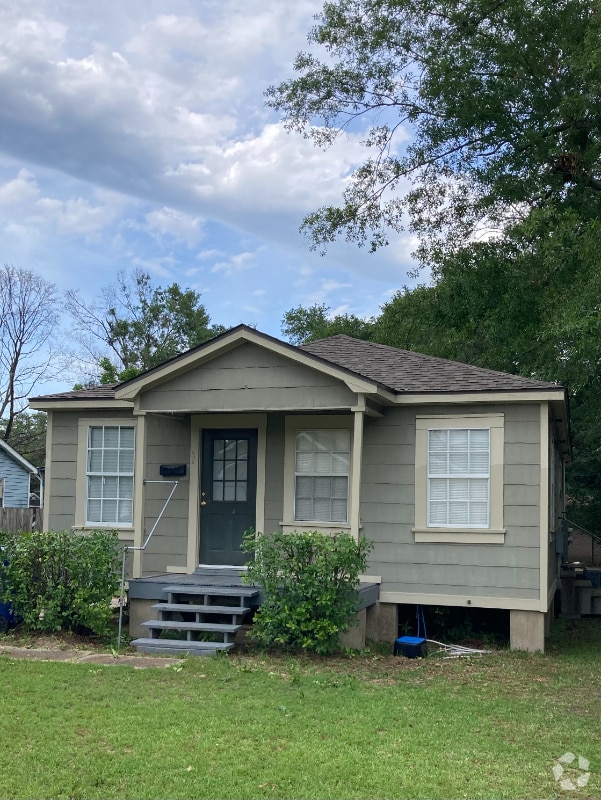 Building Photo - 406 N Texas St Rental
