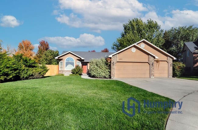Photo - Charming home minutes from Settler's Park