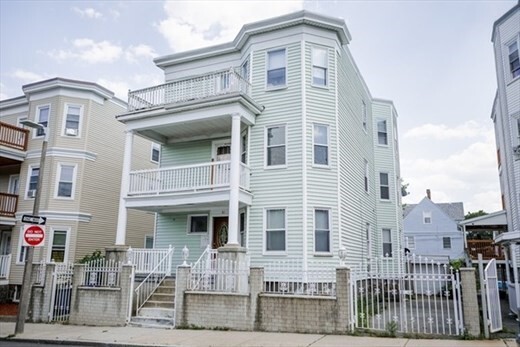 Building Photo - 81 Dakota St Unit 3