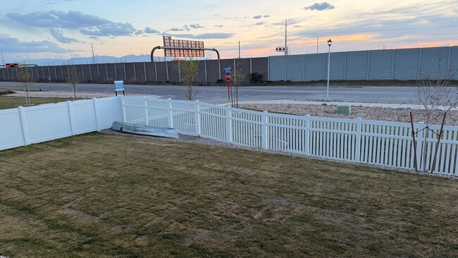 Photo - 2127 N 725 W