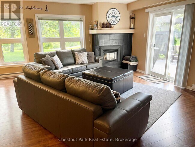 Photo - 812 Suncrest Cir