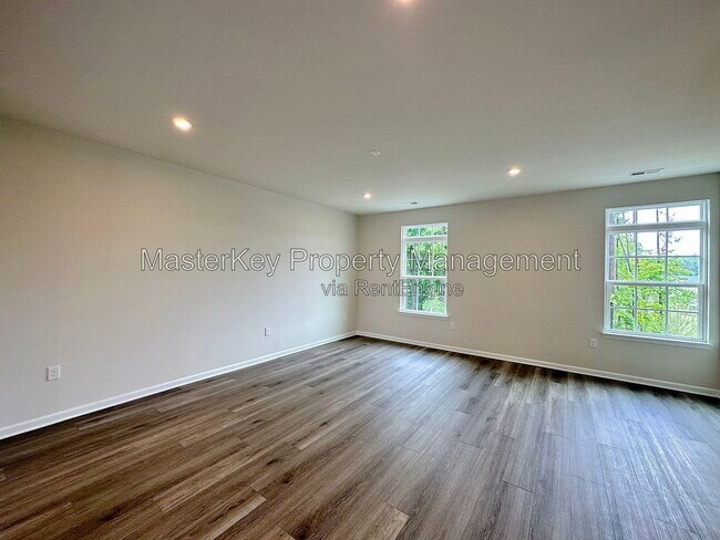 Photo - 1018 Kentlands Dr