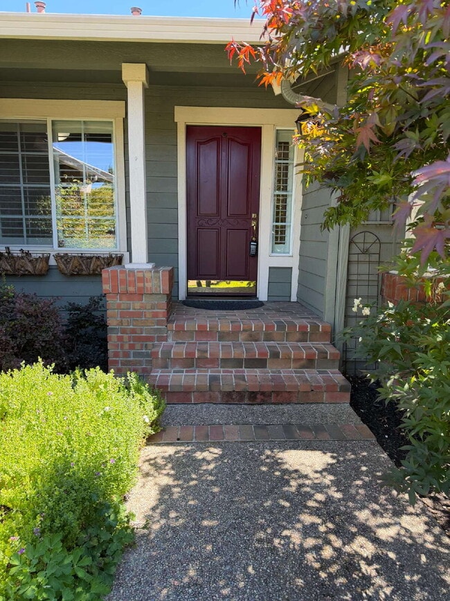 "Charming 4-Bed Oasis with Granite Touches with Tennis and Poolside Bliss steps away in Danville!"