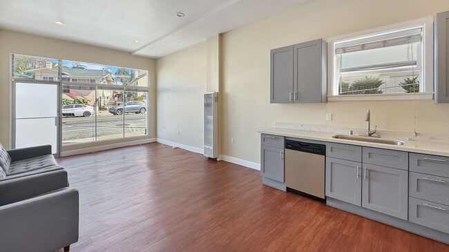 Photo - 2336 Park Blvd Unit 2336