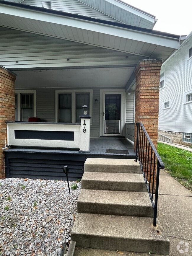 Building Photo - 178-180 W Weber Rd Unit 178 W Weber Rd Rental
