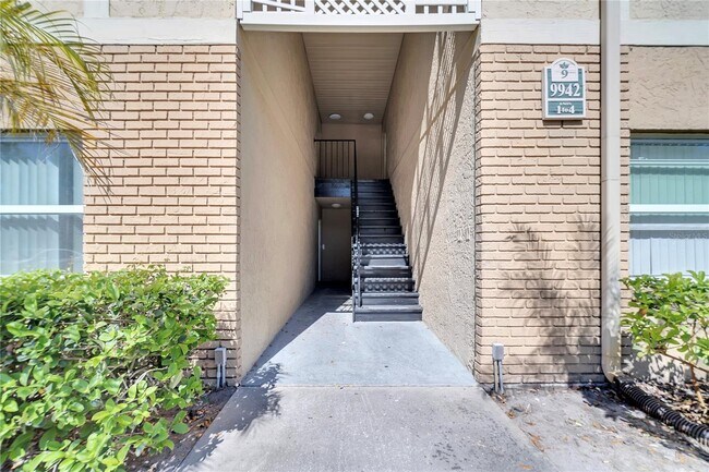 Photo - 9942 Turf Way