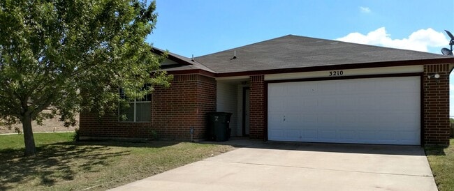Photo - 3-Bedroom House for Rent in Killeen