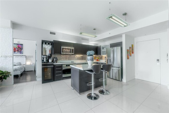 Photo - 90 SW 3rd St Unit 2116