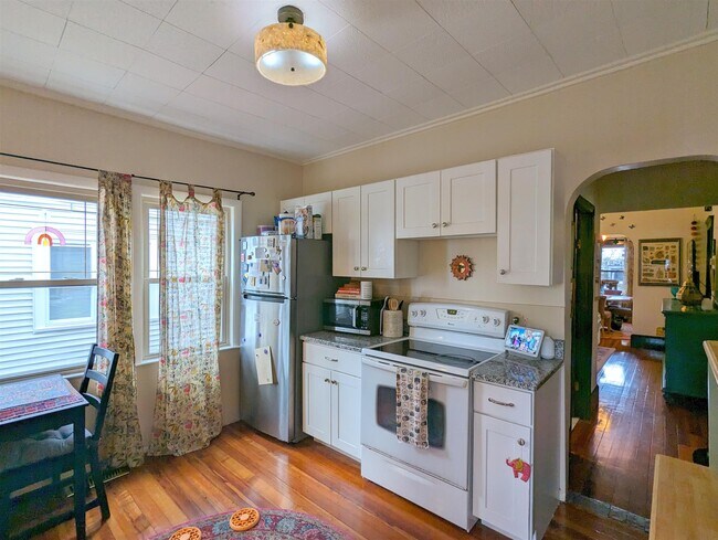 Photo - 69 Prichard Ave Unidad 1