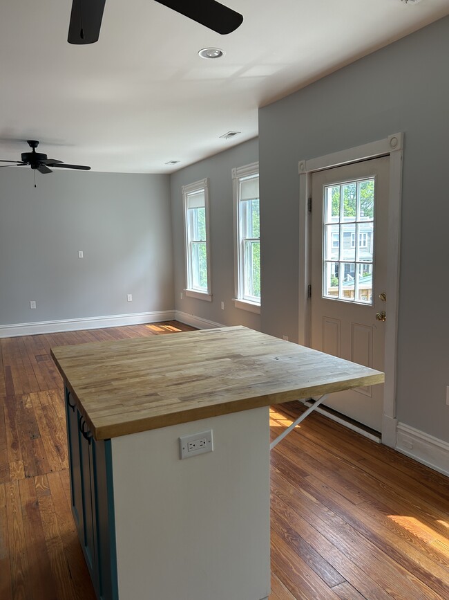 Photo - 1103 Oakwood Ave Unidad Apt. 2