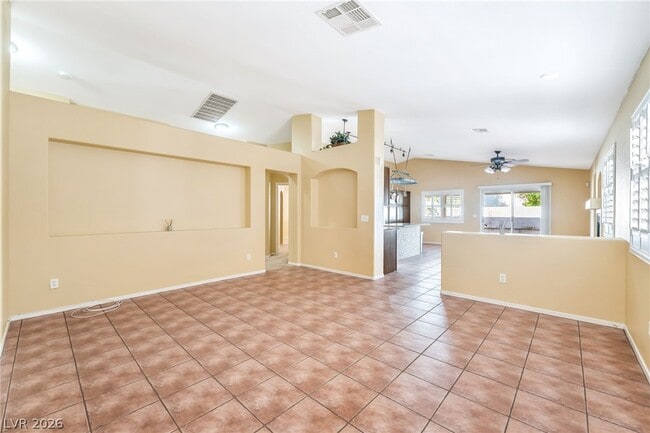 Photo - 9346 Coral Berry St