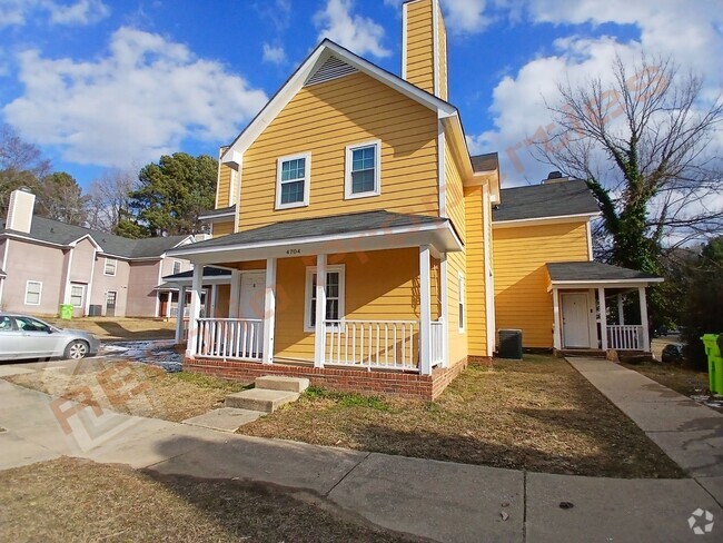 Building Photo - Hoyle Drive-4704 Unit 4704 Hoyle Drive D Rental