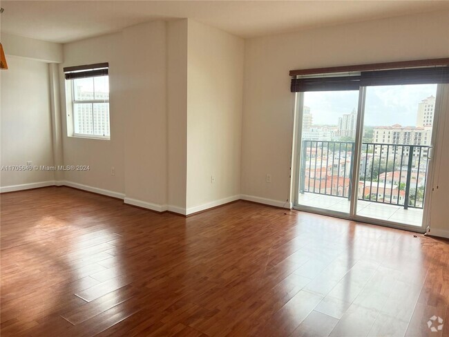 Building Photo - 1627 SW 37th Ave Unit 901 Rental