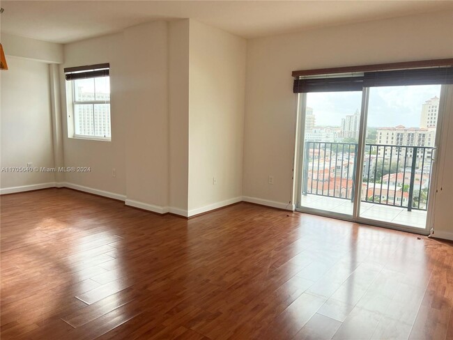 Photo - 1627 SW 37th Ave Condominio Unidad 901